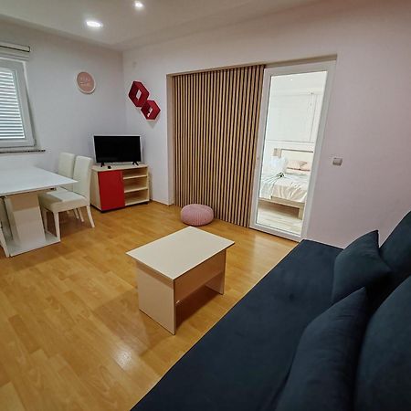 Apartments La Natalli 巴斯卡 外观 照片
