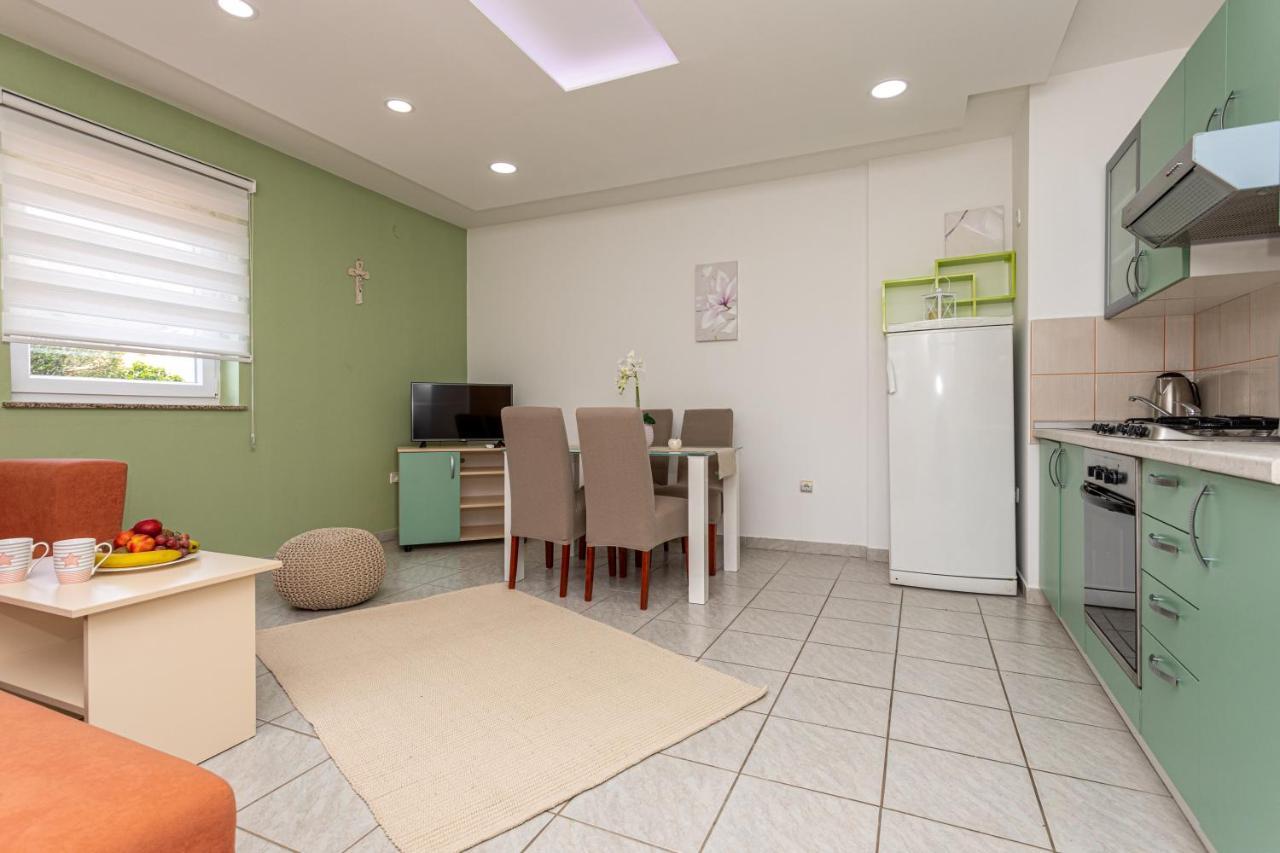 Apartments La Natalli 巴斯卡 外观 照片