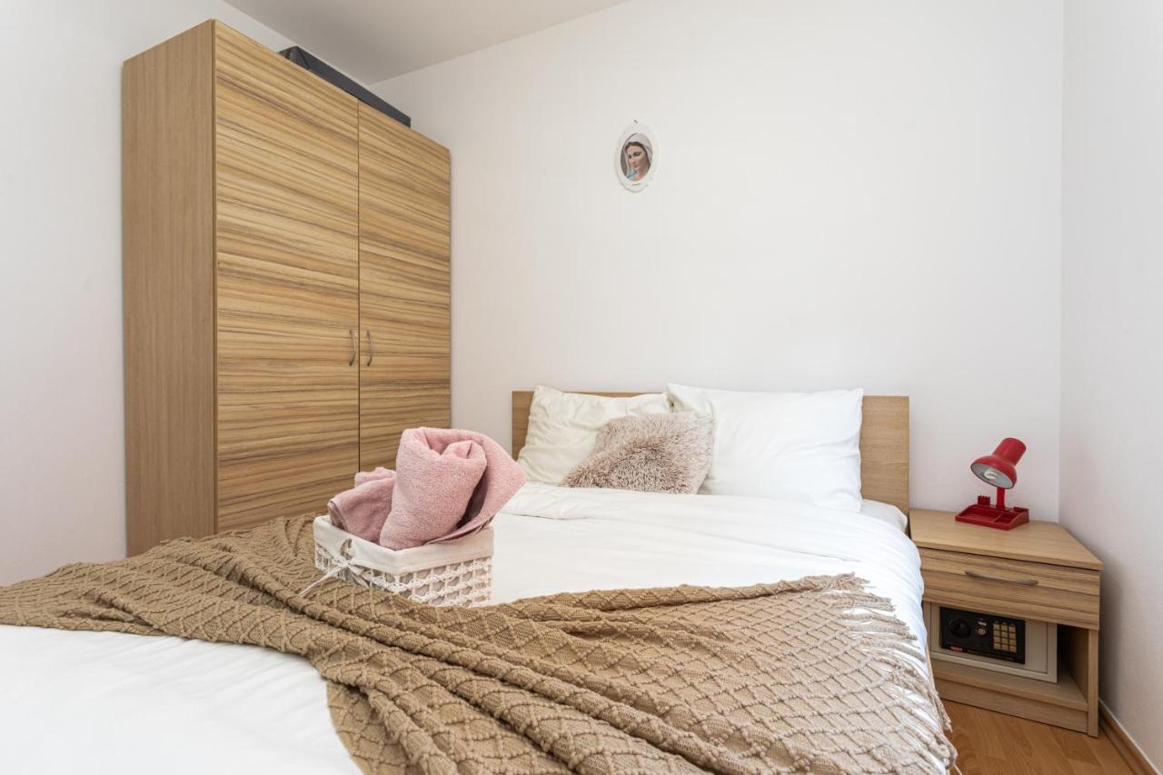 Apartments La Natalli 巴斯卡 外观 照片