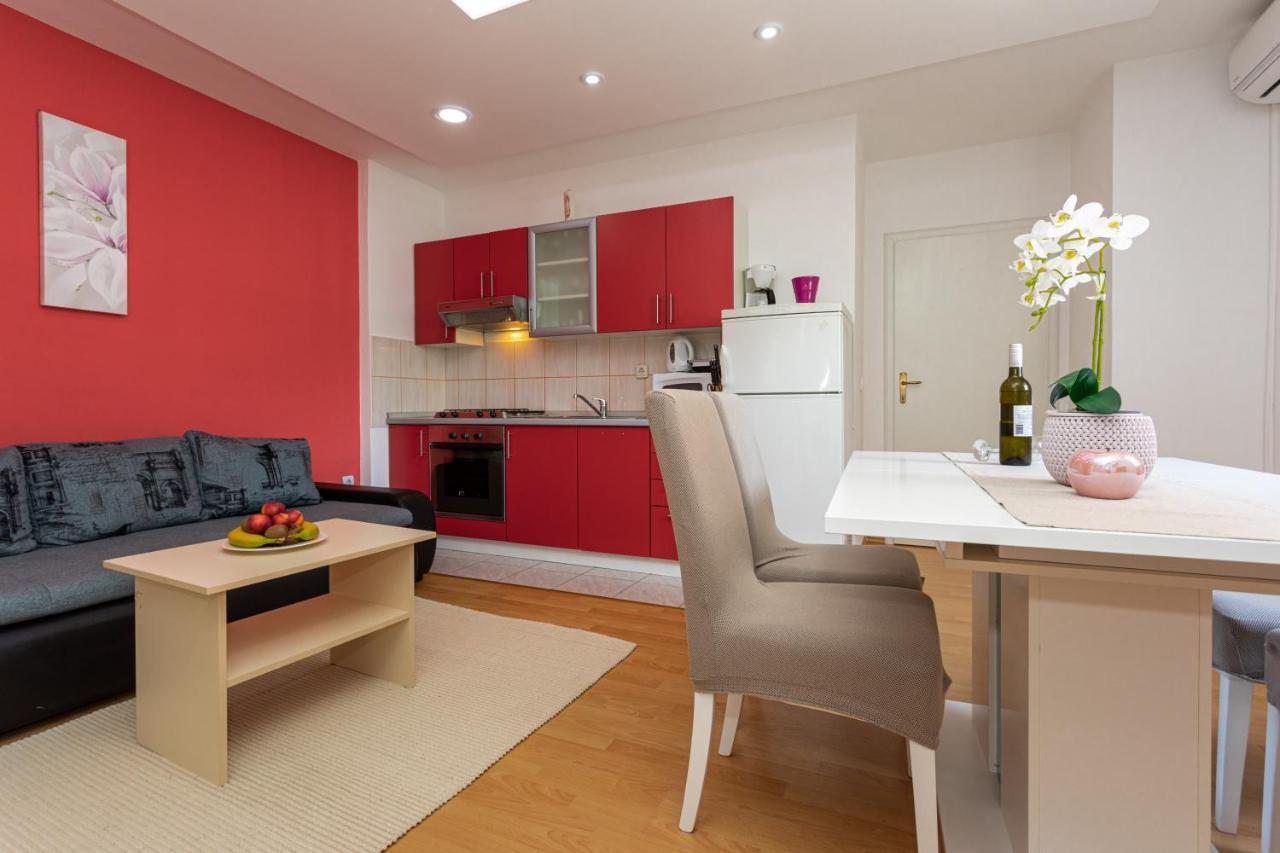 Apartments La Natalli 巴斯卡 外观 照片