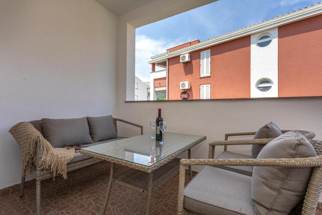 Apartments La Natalli 巴斯卡 外观 照片